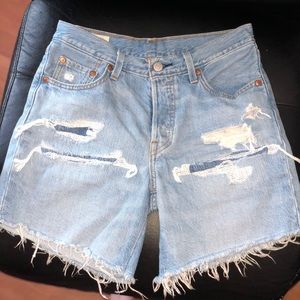 Women’s Levi’s 501 Short Slim Fit